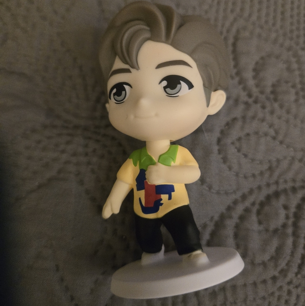 Mcdonalds Happy Meal Bts Figurine Toy